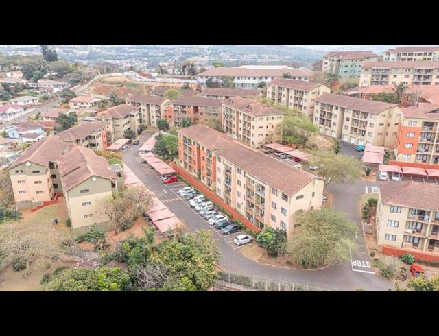 2 BEDROOM APARTMENT FOR SALE IN MONTCLAIR